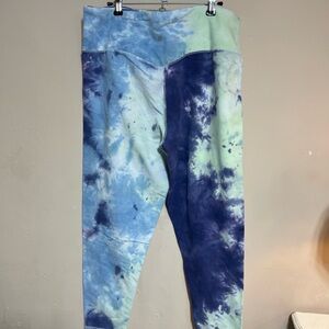 5/$25 Marika Women’s Blue and Purple Tie-Dye Leggings